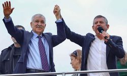 Özgür Özel'den 200 Belediye Açıklaması