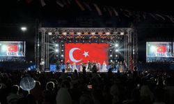 Samsun'da Halk Oyunları Şöleni Sürüyor