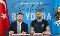 Trabzonsporlu Eski Yıldız Mustafa Yumlu İmzayı Attı