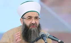 Cübbeli Ahmet Hoca Acil Ameliyata Alındı