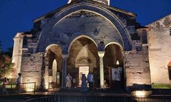 Trabzon Ayasofya Camii Turistlerin İlgi Odağı