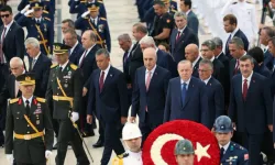 30 Ağustos Töreninde Bahçeli ve Kılıçdaroğlu Yan Yana