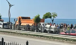 Giresun’da Kamyonet Kamyona Çarptı: 4 Yaralı