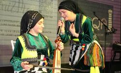 23 Yaşındaki Trabzonlu Dilara Kuvvet Kemençede Fark Yarattı
