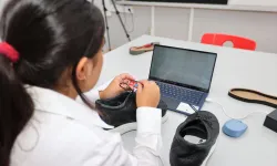 Trabzonlu Eflal’den Skolyoz Hastalarına Akıllı Sistem