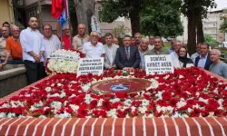 Hüseyin Avni Aker Kabri Başında Anıldı