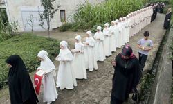 Trabzon'da Hafız Öğrenciler İcazetlerini Aldı