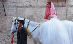 Mercan Köşk İlk Bölüm Gecesini Tarsus’ta Yaşadı