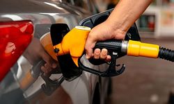 Motorinde Tarihi Eşik: Litre Fiyatı 100 TL’yi Aştı