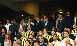 Bakan Osman Aşkın Bak Derbiyi Tribünden İzledi