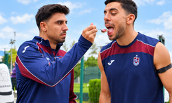 Cenk Özkacar’a Antrenman Öncesi Doğum Günü Kutlaması