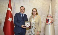 İsveçli Diplomat Trabzon'da Temaslarda Bulundu