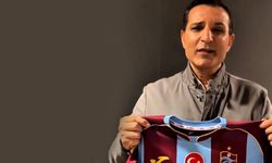 Rafet El Roman’a Konserde Trabzonspor Forması Sürprizi