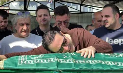 Atilla Taş'ın Kızı Gözyaşları Arasında Toprağa Verildi