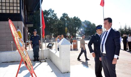 MARDİN - Diyanet İşleri Başkanı Erbaş, Derik'te mevlit programına katıldı (2)