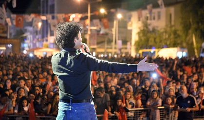 ARDAHAN - 30 Ağustos Zafer Bayramı dolayısıyla konser düzenlendi