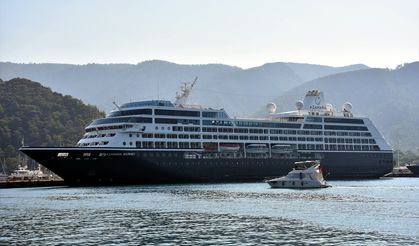 MUĞLA - "Azamara Journey" Marmaris Limanı'na yanaştı