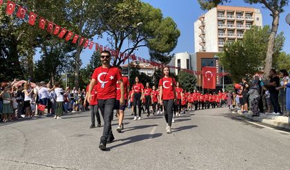 İZMİR - Tire'nin düşman işgalinden kurtuluşunun 100. yıl dönümü kutlandı