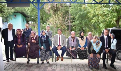 Karabük Valisi Gürel, köylüler ve öğrencilerle buluştu