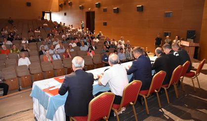 Karabük'te okul müdürleri ve okul aile birliği temsilcilerine yönelik toplantı düzenlendi