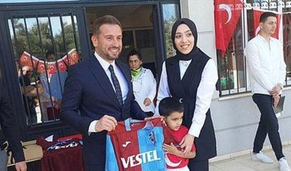 Trabzonspor'dan Çocuklara Forma Hediyesi