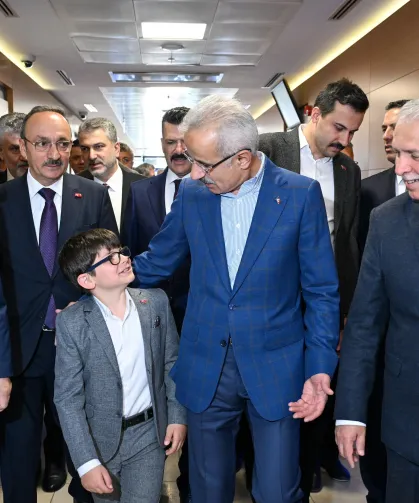 Trabzon'un Umudu Bakan Uraloğlu, Memleketine Projelerle Geldi