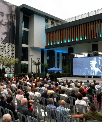 Atatürk’ün Trabzon Ziyaretlerini Anlatan Belgesel Ortahisar’da İzleyiciyle Buluştu