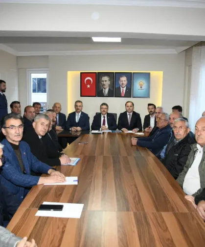 Başkan Ahmet Metin Genç Şalpazarı’nda Muhtarlarla Buluştu