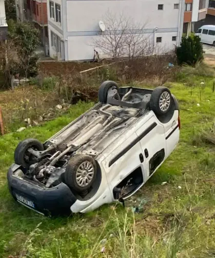 Akçaabat'ta Kaza! Araç Ters Döndü