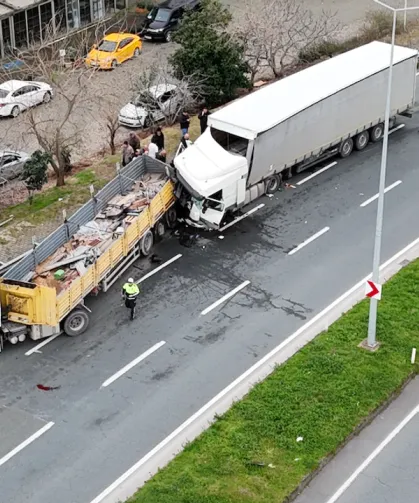 Rize Pazar’da Tır Kazası: 4 Yaralı