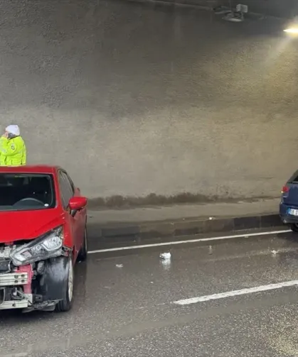 Trabzon’da Sahil Yolunda Kaza: 2 Yaralı