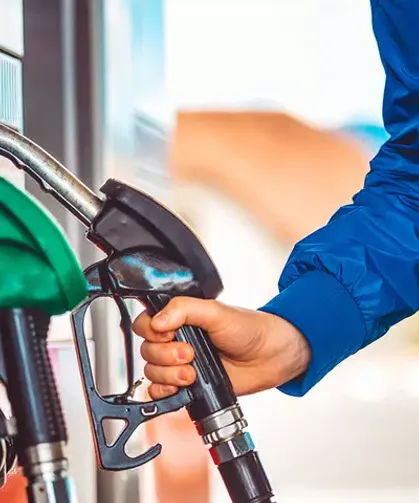 Benzin Ve Motorine Zam Geldi Pompaya Yansıdı