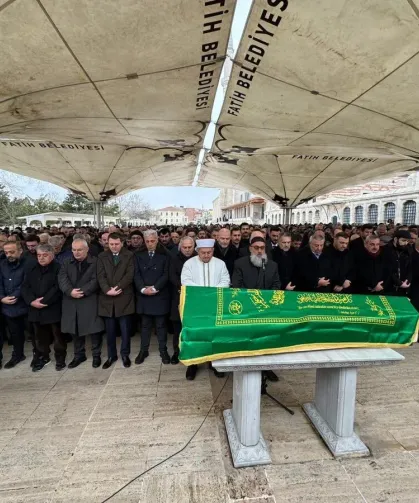 İdris Türk İstanbul’da Son Yolculuğuna Uğurlandı