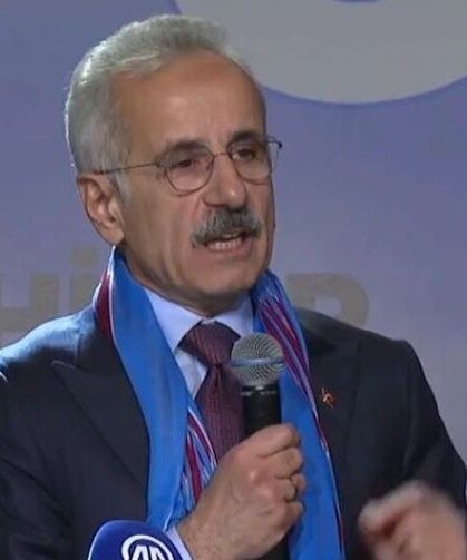 Trabzon’a Yeni Havalimanı Ve Demiryolu Müjdesi