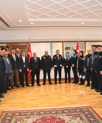 Başkan Genç Personelle Bayram Sevincini Paylaştı