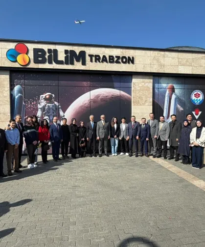 Bakan Uraloğlu Trabzon’da Bilim Merkezi Ziyaretinde