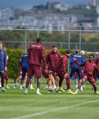 Trabzonspor Kafilesi Antalya’ya Hareket Etti