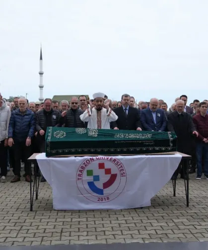 Trabzon’da Prof. Dr. Durmuş Ekiz’e Son Veda