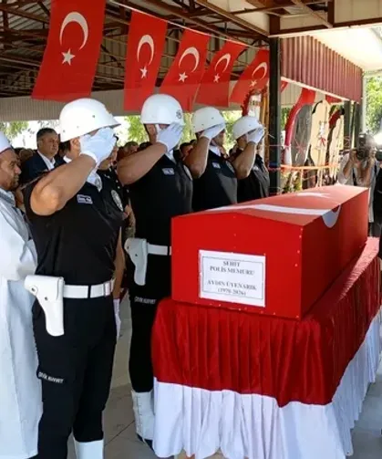 Şehit Polis Aydın Üyenarık Son Yolculuğuna Uğurlandı