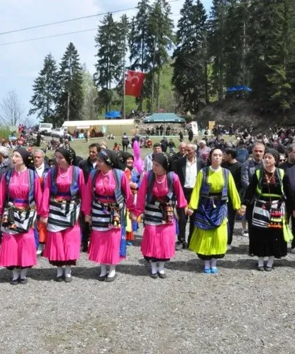 Trabzon’da Hıdrellez Coşkusu Yaylalara Taştı