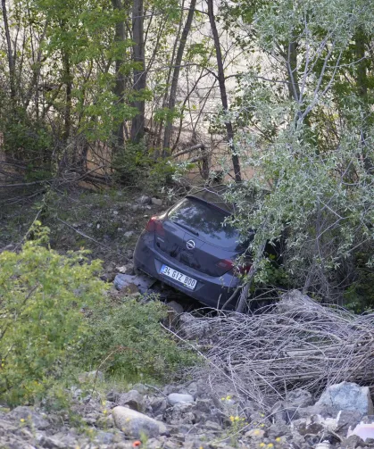 Trabzon Yolunda Korkutan Kaza! Araç 70 Metre Savruldu