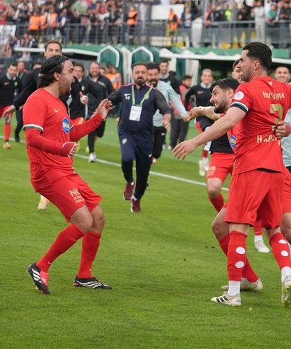 Amedspor İlk Kez Süper Lig’e Yükseldi