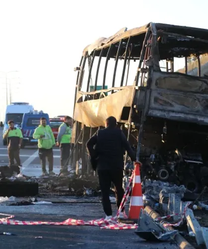 Denizli'de Yolcu Otobüsü Faciası: 8 Kişi Yaşamını Yitirdi