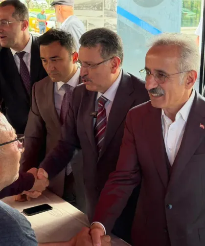 Bakan Uraloğlu Akçaabat’ta Bayramlaşmaya Katıldı