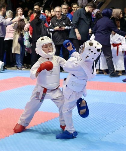 Eren Bülbül Karate Şampiyonası Trabzon’da Başladı