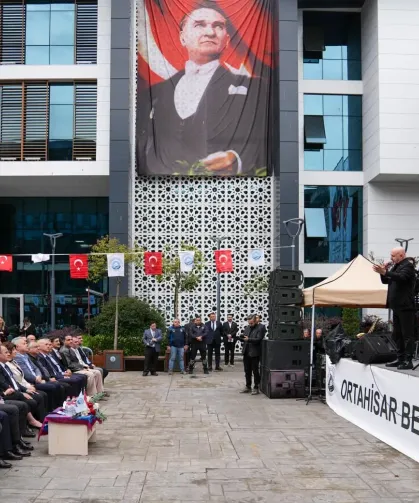 Ortahisar’da 19 Mayıs Coşkusu Meydanlara Taştı