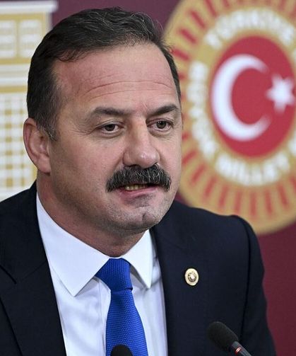 Yavuz Ağıralioğlu’ndan Trabzon’da Dikkat Çeken Mesaj