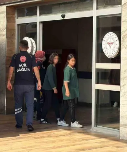Trabzon'da 12 Öğrenci Hastaneye Kaldırıldı