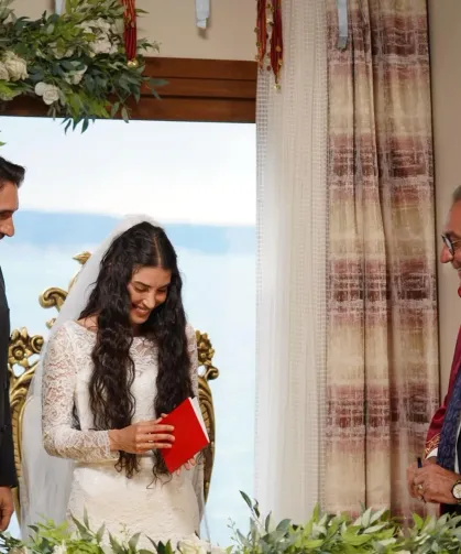 Taşacak Bu Deniz'de Sürpriz İsim: Nikahı Başkan Kıydı