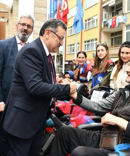 Trabzon'da Sosyal Belediyecilikte 400 Bin Kişiye Ulaşıldı